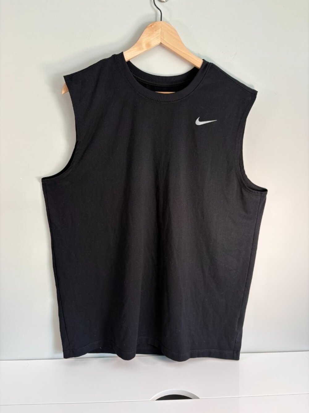 The Nike Tee Mens Size XL Dri Fit Black Sleeveless Activewear (Set of Two)